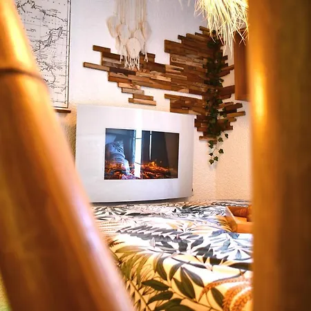 Appartement La Cahute H24,cosy,port,plage,wifi,netflix La Seyne-sur-Mer