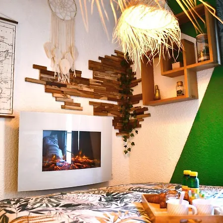 La Cahute H24,cosy,port,plage,wifi,netflix