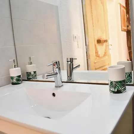 La Cahute H24,cosy,port,plage,wifi,netflix Appartement