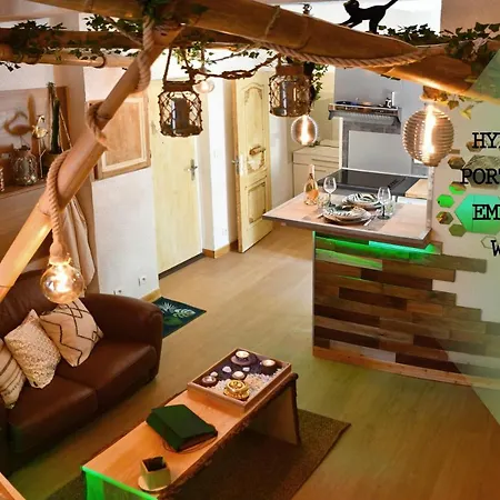 La Cahute H24,cosy,port,plage,wifi,netflix * La Seyne-sur-Mer