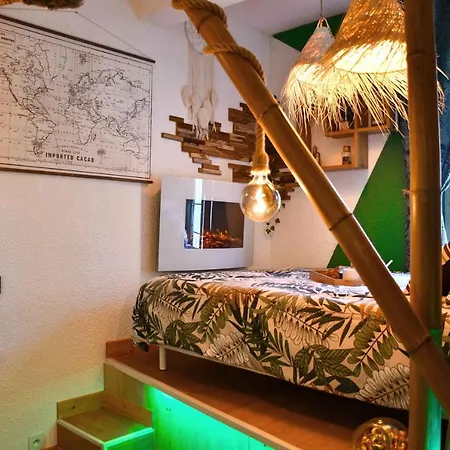 La Cahute H24,cosy,port,plage,wifi,netflix La Seyne-sur-Mer